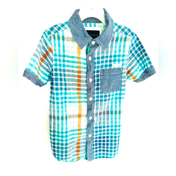 SEAN JOHN KIDS SHORT SLEEVE BUTTON UP SHIRT—PLAID—SIZE SMALL-FITS BOYS 5/6- CUTE - Picture 1 of 9